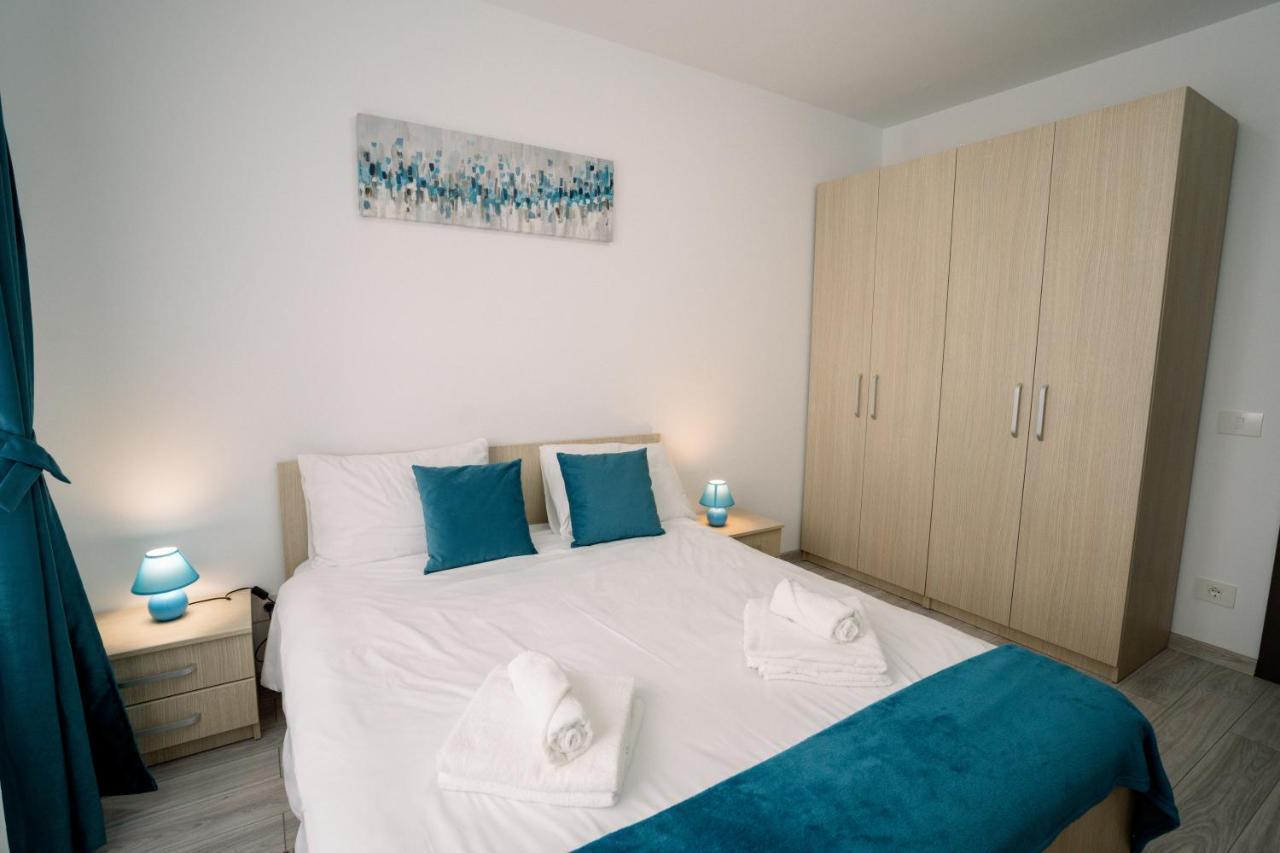 Peace House Apartment ออราแด ภายนอก รูปภาพ