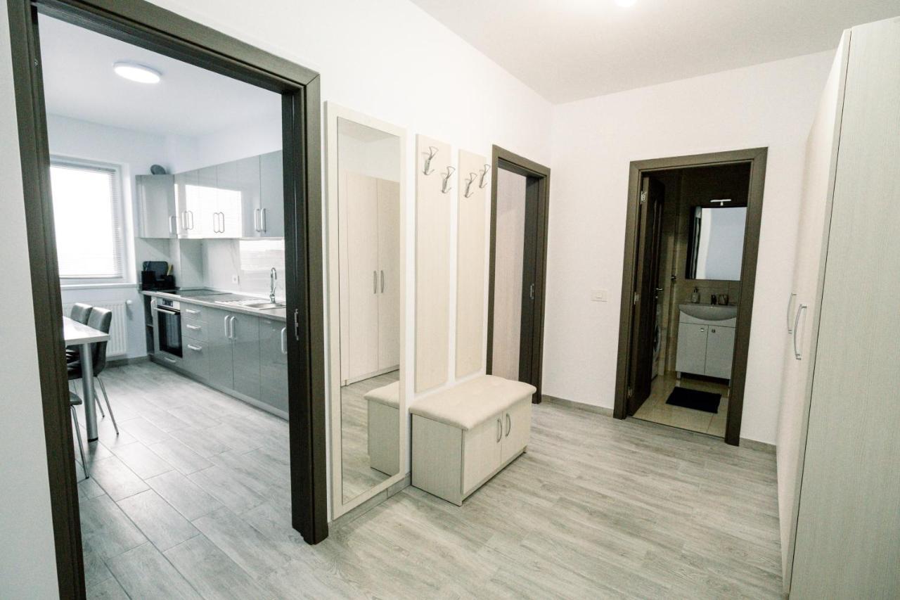 Peace House Apartment ออราแด ภายนอก รูปภาพ